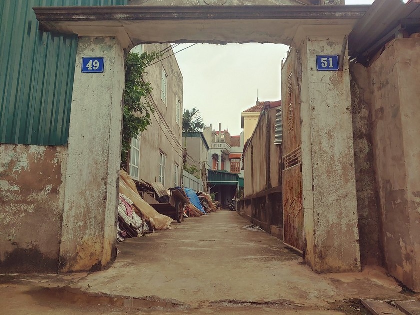 Bắc Từ Liêm (Hà Nội): Người dân 2 lần bị xử phạt vì chiếc cổng xây cách đây...nửa thế kỷ