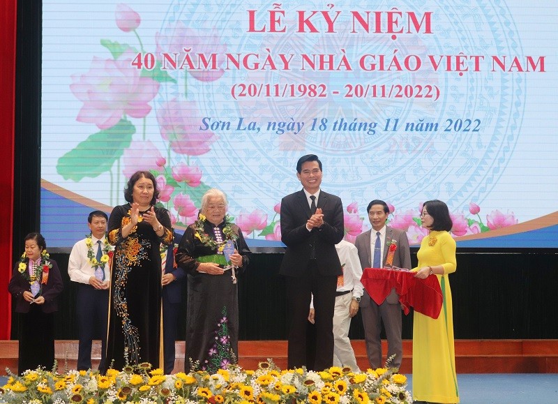 Sơn La kỷ niệm 40 năm ngày Nhà giáo Việt Nam