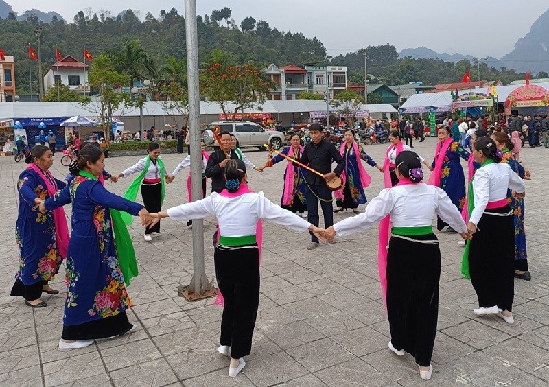 Nhiều hoạt động văn hoá truyền thống đặc sắc tại Tuần văn hóa, thể thao và du lịch Quỳnh Nhai.