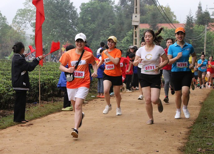 Giải chạy Olympic ở xã Phổng Lái, huyện Thuận Châu.