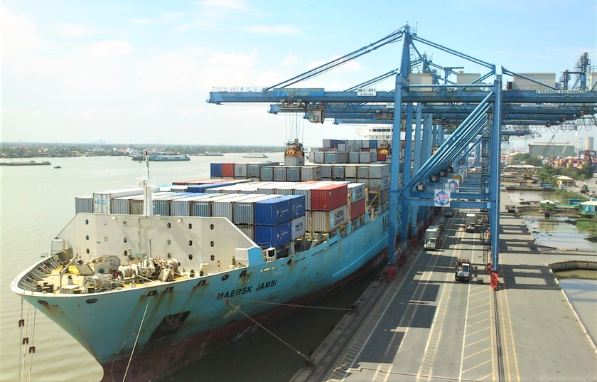 Tân Cảng Cát Lái - cảng container quốc tế hiện đại và lớn nhất Việt Nam
