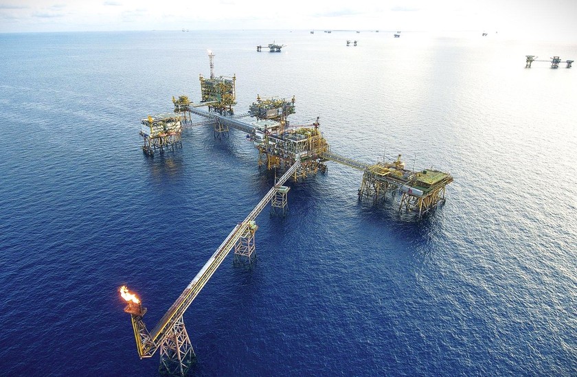 Công trình khai thác dầu khí trên biển của PVEP