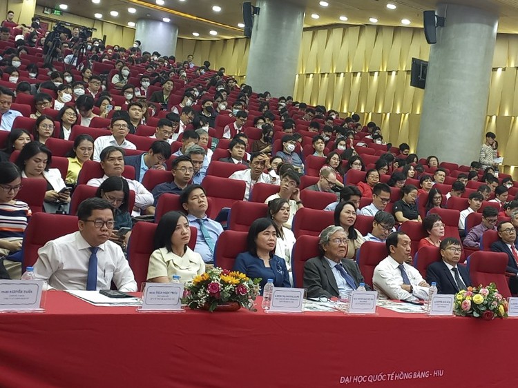 Toàn cảnh buổi Hội thảo về giải pháp đưa TP HCM thành trung tâm chăm sóc sức khỏe khu vực ASEAN.