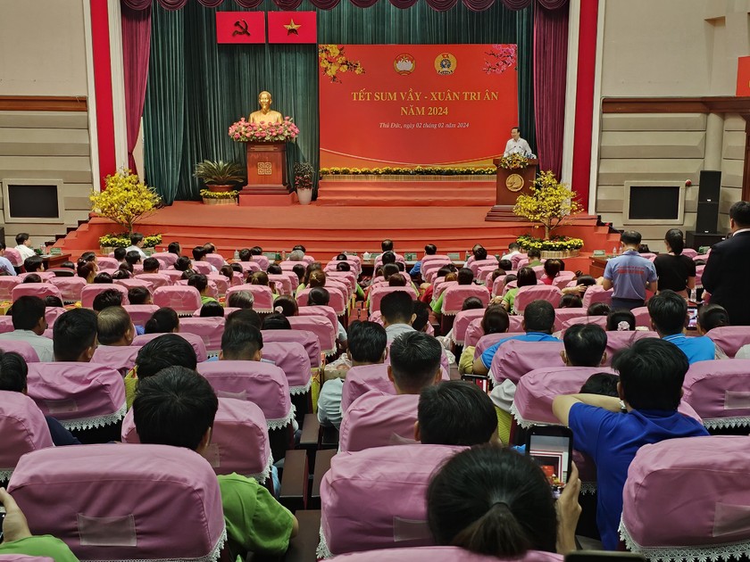 Chương trình “Tết sum vầy - Xuân tri ân” năm 2024 diễn ra tại TP Thủ Đức. Ảnh Hoàng Thịnh