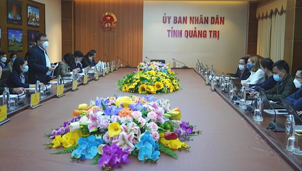 Phó Chủ tịch UBND tỉnh Quảng Trị Lê Đức Tiến chủ trì buổi làm việc với đoàn công tác Ngân hàng Phát triển Châu Á (ADB).