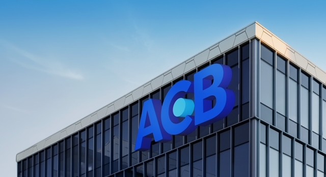 ACB hoàn tất chỉ tiêu kinh doanh năm 2023, nợ xấu kiểm soát mức 1,21%.