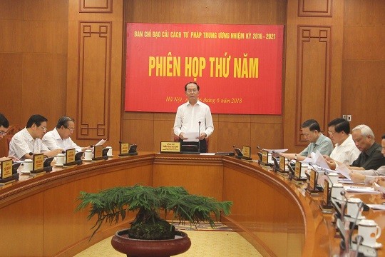 Chủ tịch nước Trần Đại Quang, Trưởng Ban Chỉ đạo CCTP Trung ương chủ trì phiên họp.
