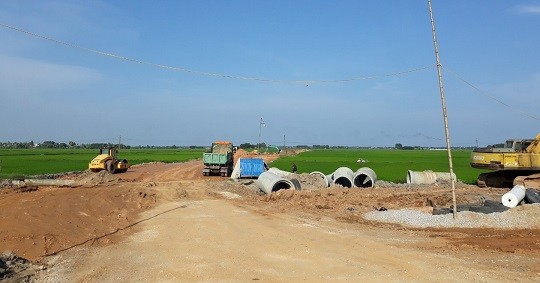 Quảng Xương (Thanh Hóa): Quy trình lựa chọn nhà thầu dự án đường giao thông Quảng Bình đi Quảng Thái có bị bóp méo?