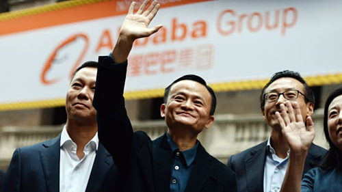 Jack Ma khóc trong buổi chia tay Alibaba