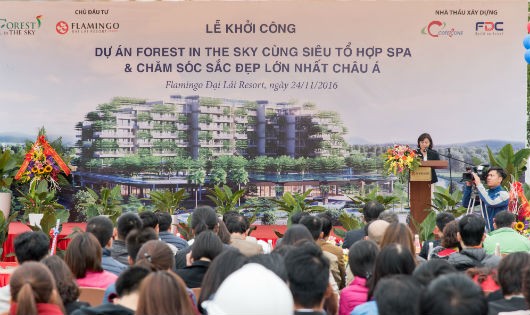 Bà Lê Thị Vân Anh – Tổng Giám đốc công ty Cổ phần Hồng Hạc Đại Lải phát biểu tại buổi lễ. Ảnh: Hương Phan.