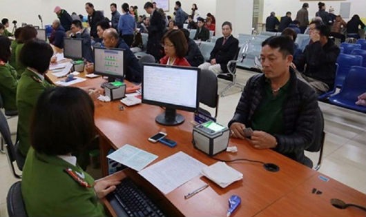 Bộ công an cấp thị thực điện tử cho người nước ngoài.
