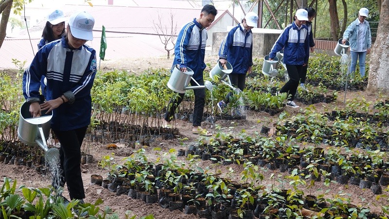 Vườn ươm Sứ giả môi trường” của Trường THPT huyện Thanh Thủy.