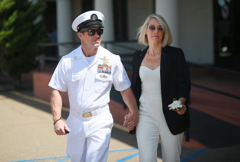 Hé lộ lý do Bộ trưởng Hải quân Mỹ bị buộc từ chức