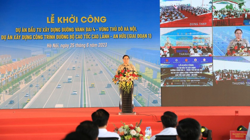 Thủ tướng Chính phủ Phạm Minh Chính phát biểu tại Lễ khởi công.