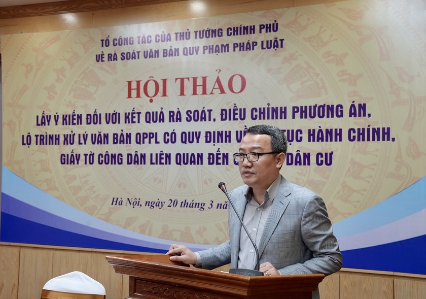 Cục trưởng Cục Kiểm tra VBQPPL Hồ Quang Huy phát biểu khai mạc Hội thảo.