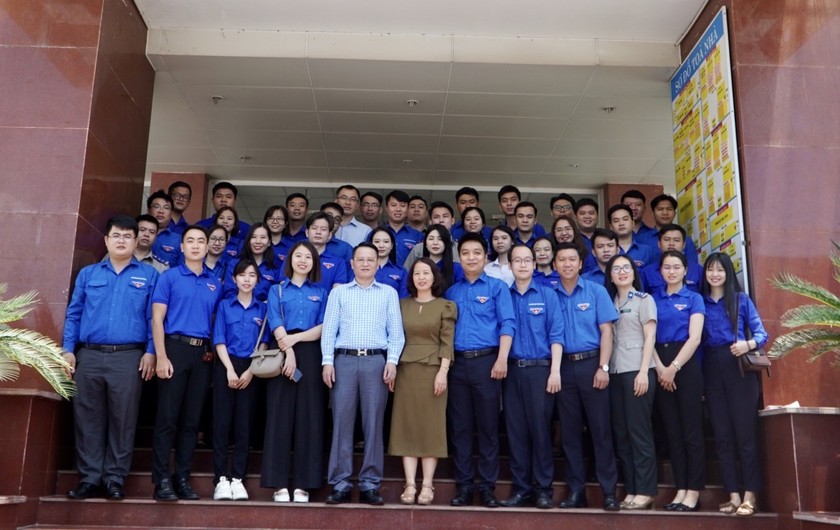 Bí thư Đảng uỷ Cục THADS TP. Hồ Chí Minh Nguyễn Văn Hoà gặp mặt đoàn viên thanh niên, công chức trẻ