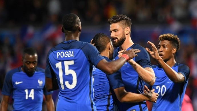 Xem lại những pha bóng hấp dẫn trận mở màn Euro giữa Pháp và Rumani