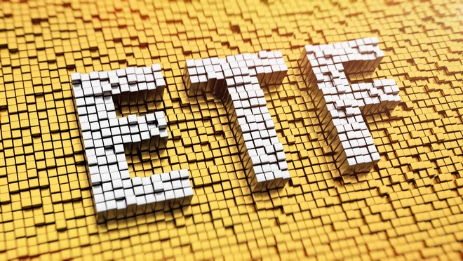 Ngoài ra, 2 cổ phiếu ROS và CII cũng có thể lọt vào danh mục FTSE Vietnam ETF trong đợt cơ cấu cuối cùng của năm 2016.