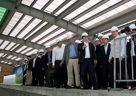 Phó Thủ tướng Trịnh Đình Dũng kiểm tra công trình ga La Khê - tuyến Cát Linh  - Hà Đông.