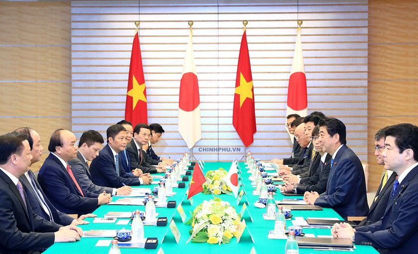 Thủ tướng Nguyễn Xuân Phúc hội đàm với Thủ tướng Nhật Bản Shinzo Abe.