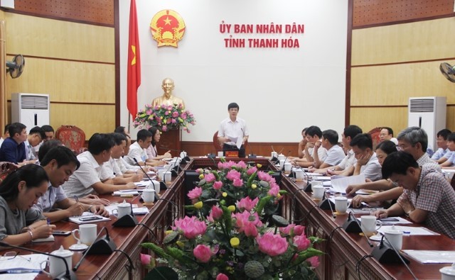 Ông Nguyễn Đình Xứng, Phó Bí thư Tỉnh ủy, Chủ tịch UBND tỉnh phát biểu kết luận buổi làm việc  