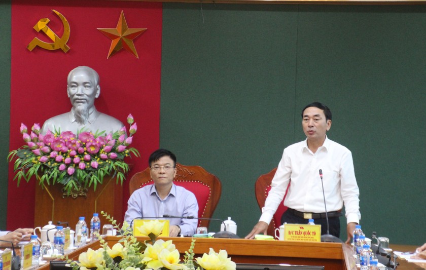 Bộ trưởng Lê Thành Long, Bí thư Trần Quốc Tỏ cùng chủ trì buổi làm việc 