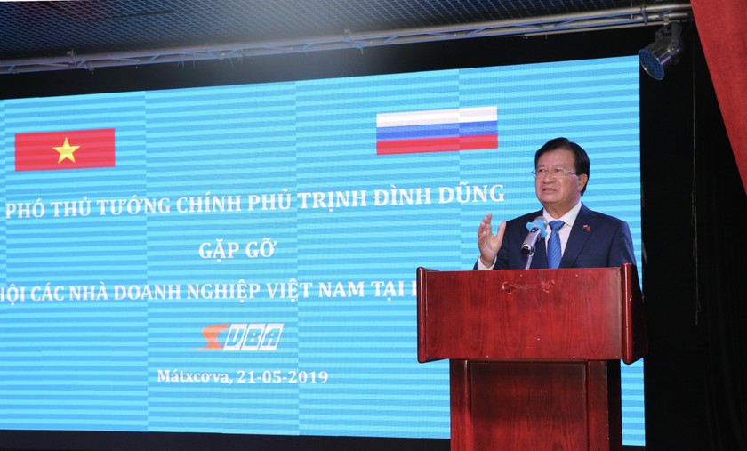Phó Thủ tướng Trịnh Đình Dũng phát biểu tại cuộc gặp