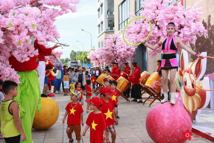 Nối tiếp thành công của các chuỗi sự kiện đã được tổ chức tại KĐT TMS Grand City Phuc Yen, TMS Leng Keng Festival 2019 đã thu hút hàng trăm người tham dự ngay từ 7h sáng ngày 6/7/2019