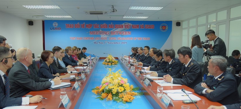 Hải quan Việt Nam và USAID trao đổi về hợp tác 
