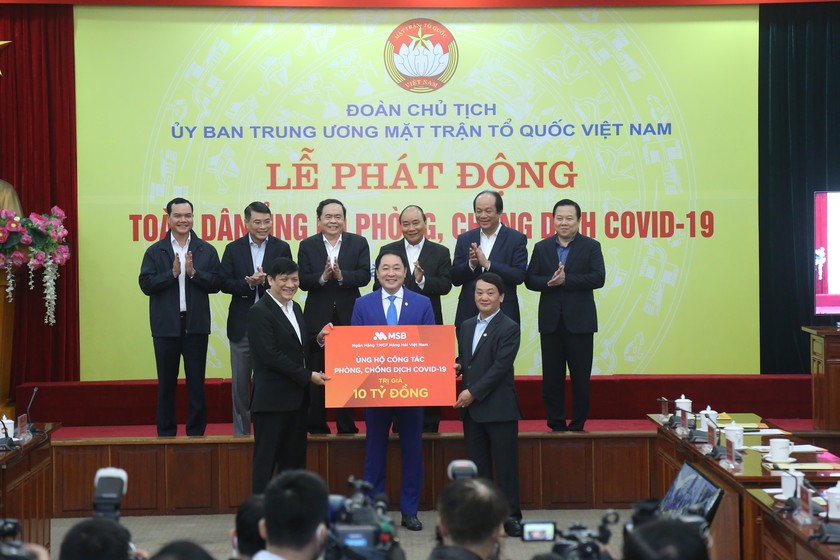 Hưởng ứng lời kêu gọi hỗ trợ chung tay đẩy lùi Covid 19, Ngân hàng TMCP Hàng Hải Việt Nam (MSB) đã đóng góp kinh phí 10 tỷ đồng hỗ trợ cho công tác này