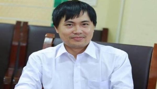 TS. Mai Viết Thuận, giảng viên Khoa Toán-Tin – Trường Đại học Khoa học – người đã có 30 bài báo công bố trên tạp chí ISI.