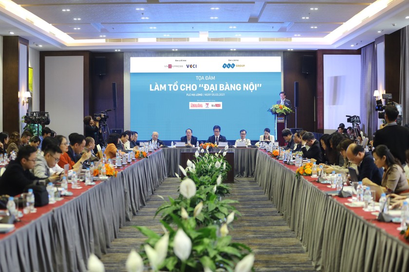 Hội thảo "Làm tổ cho đại bàng nội" diễn ra tại  FLC Hạ Long, Quảng Ninh chiều 5/3.