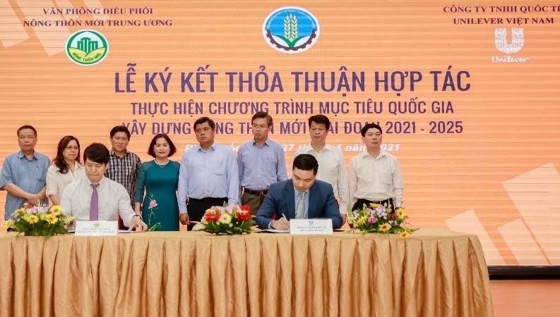  Unilever Việt Nam và Văn phòng Điều phối nông thôn mới Trung ương, Bộ Nông nghiệp và Phát triển nông thôn (VPĐP) thống nhất ký kết Thỏa thuận hợp tác thực hiện Chương trình Mục tiêu Quốc gia xây dựng Nông thôn mới.