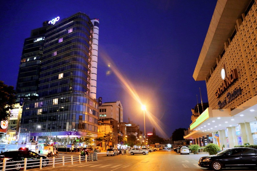 Tọa lạc tại vị trí trung tâm trên đường Trần Hưng Đạo (quận Hoàn Kiếm), SOJO Hotel Ga Hanoi mang đến những trải nghiệm lưu trú hoàn toàn mới