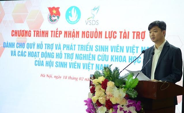 Anh Nguyễn Minh Triết, Bí thư T.Ư Đoàn, Chủ tịch T.Ư Hội Sinh viên Việt Nam phát biểu tại sự kiện 