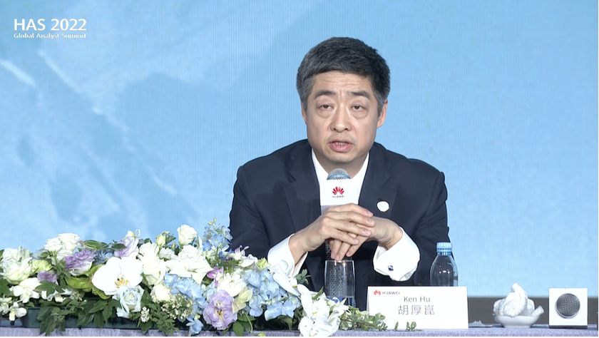 Ông Ken Hu - Chủ tịch Luân phiên của Huawei phát biểu tại HAS 2022