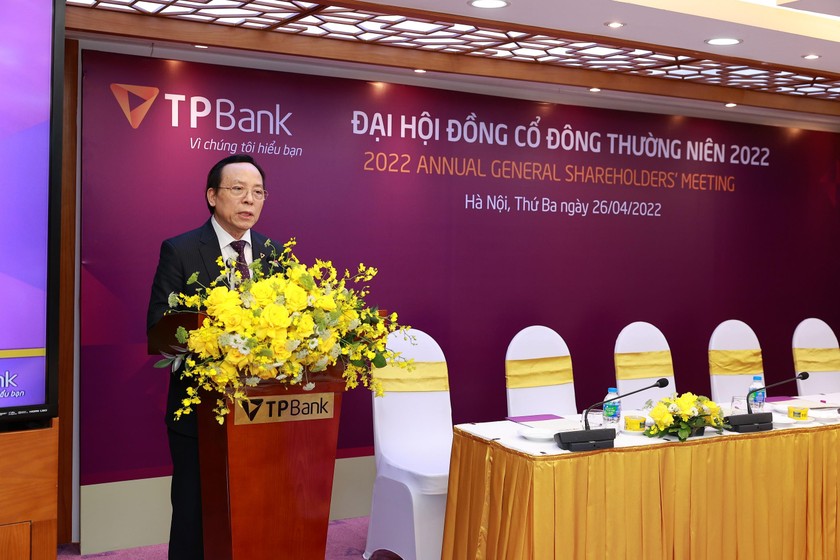 Ông Đỗ Minh Phú – chủ tịch HĐQT TPBank chia sẻ tại đại hội