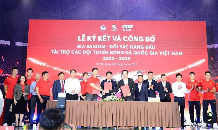 Bia Sài Gòn trở thành đối tác hàng đầu – Tài trợ đội tuyển bóng đó Quốc gia Việt Nam