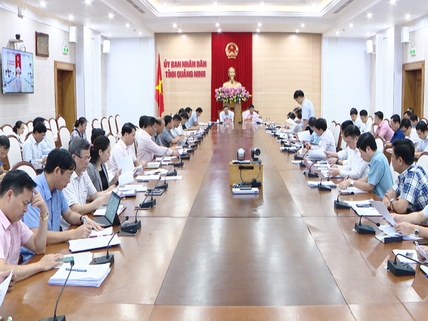 Quảng Ninh họp bàn các giải pháp cụ thể để thúc đẩy tăng trưởng kinh tế đạt trên 10% 