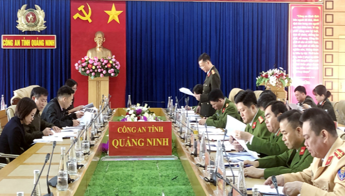 Quang cảnh buổi khảo sát của Ban Pháp chế tại Công an tỉnh Quảng Ninh.