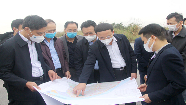 Bí thư tỉnh Quảng Ninh Nguyễn Xuân Ký kiểm tra tại Khu đô thị Cao Xanh - Hà Khánh B và khu đô thị Hà Khánh C.