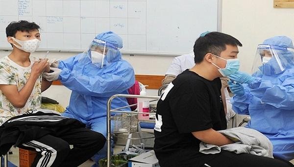 Hưng yên bắt đầu tiêm vắc xin cho trẻ em từ 21/4.