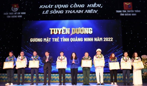 Tuyên dương 9 Gương mặt trẻ tỉnh Quảng Ninh năm 2022.