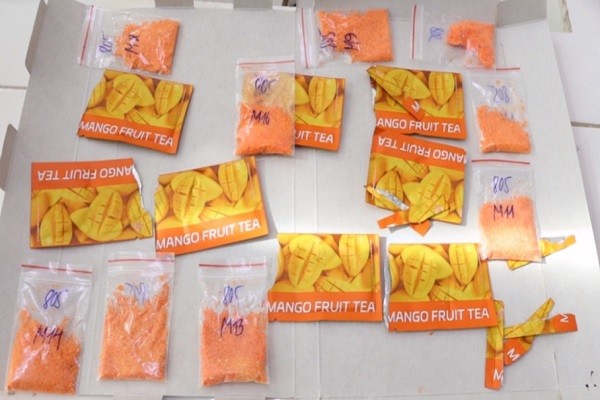 Nhiều loại ma túy trộn lẫn trong thực phẩm nước trái cây., được công an tỉnh Quảng Ninh phát hiện và giám định.