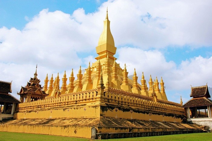Tháp That Luang là tháp Phật lớn hàng đầu ở Lào (Ảnh: sưu tầm) 