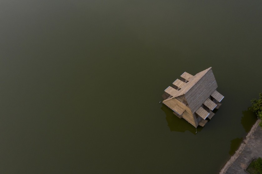 Nhà tre nổi (Floating Bamboo House) (Ảnh: ArchDaily) 