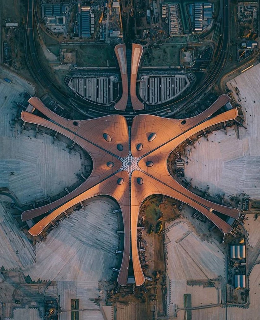 Khám phá sân bay lớn nhất thế giới ở Bắc Kinh, Trung Quốc