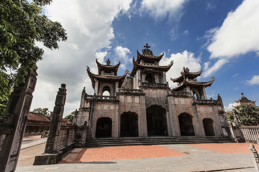 Nhà thờ đá Phát Diệm (Ảnh: Mia)
