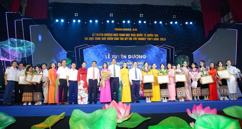 Trường THPT DTNT số 2 nhiều năm liền kết quả thi tốt nghiệp THPT đứng thứ 2 toàn tỉnh (sau trường chuyên Phan Bội Châu)
