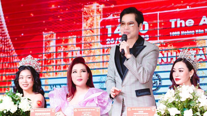Ngọc Sơn làm giám khảo Hoa hậu Doanh nhân Việt Nam 2023. Ảnh: BTC.